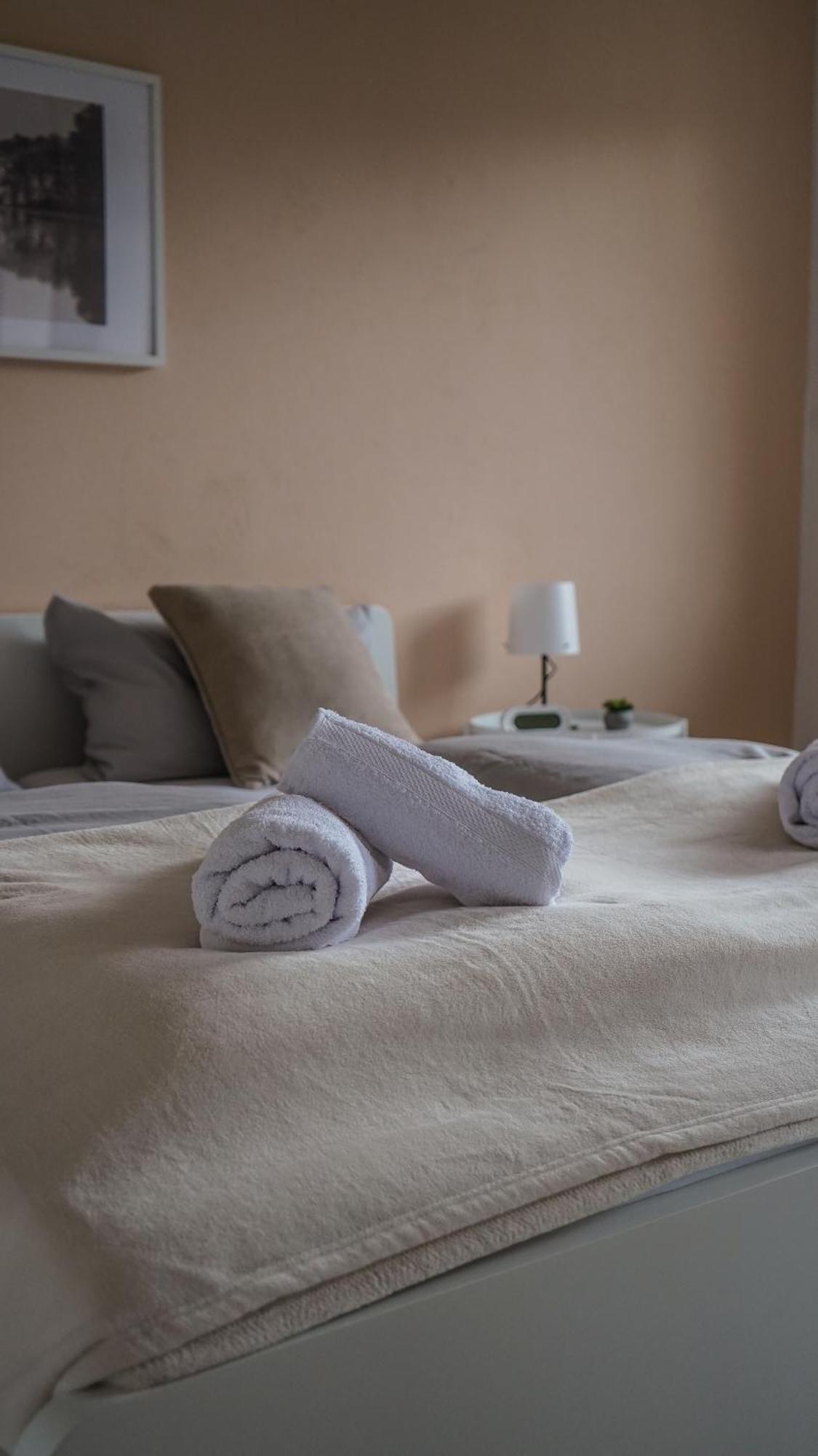 Exklusives Ferien-Appartement Mit Pool- Und Saunazugang Fuer Bis Zu 4 Personen Schönwald Bagian luar foto